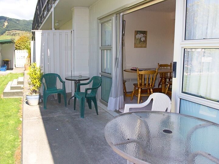 Apartments On Abel Takaka Exterior photo